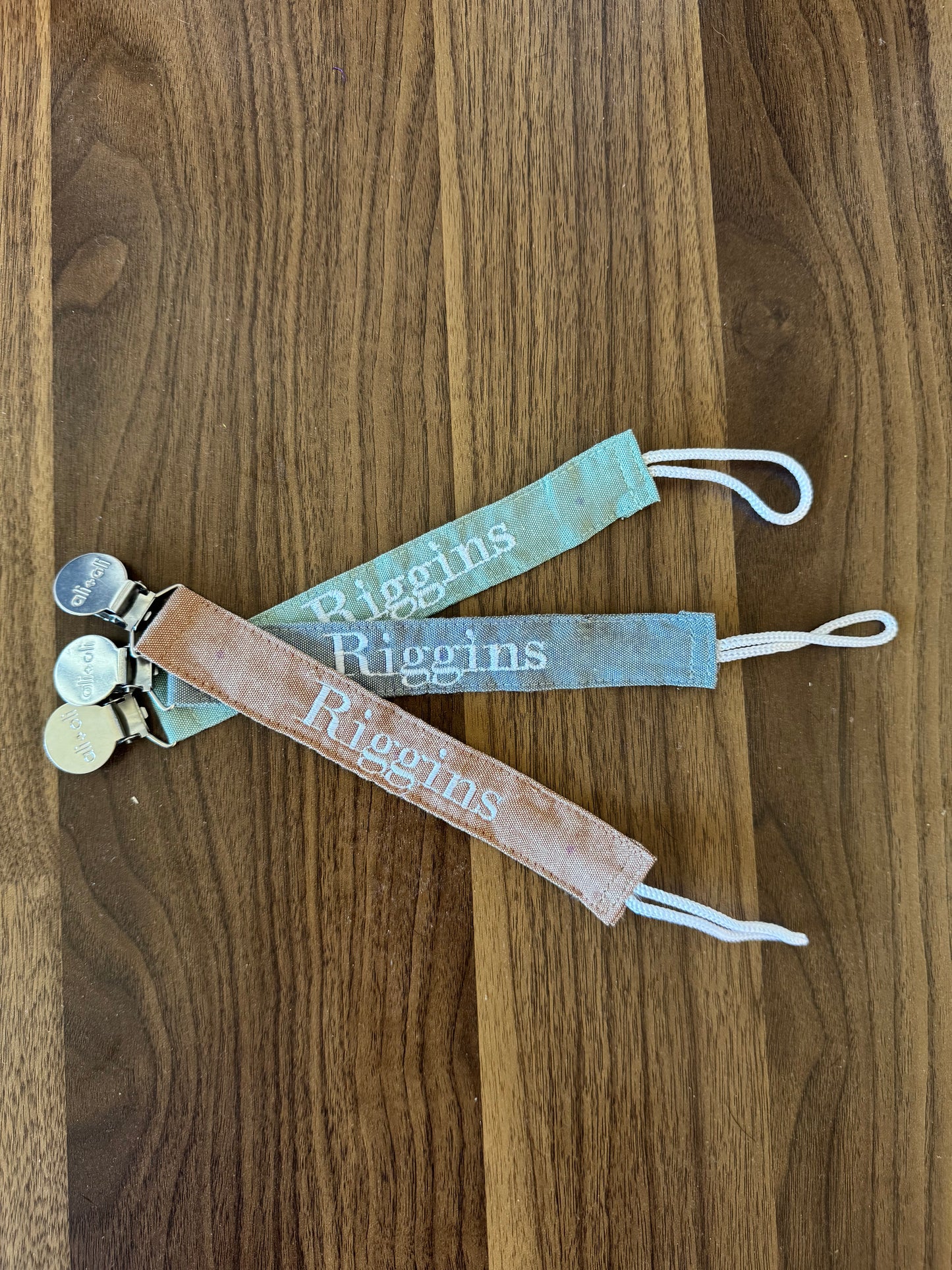 Honey Paci Clips